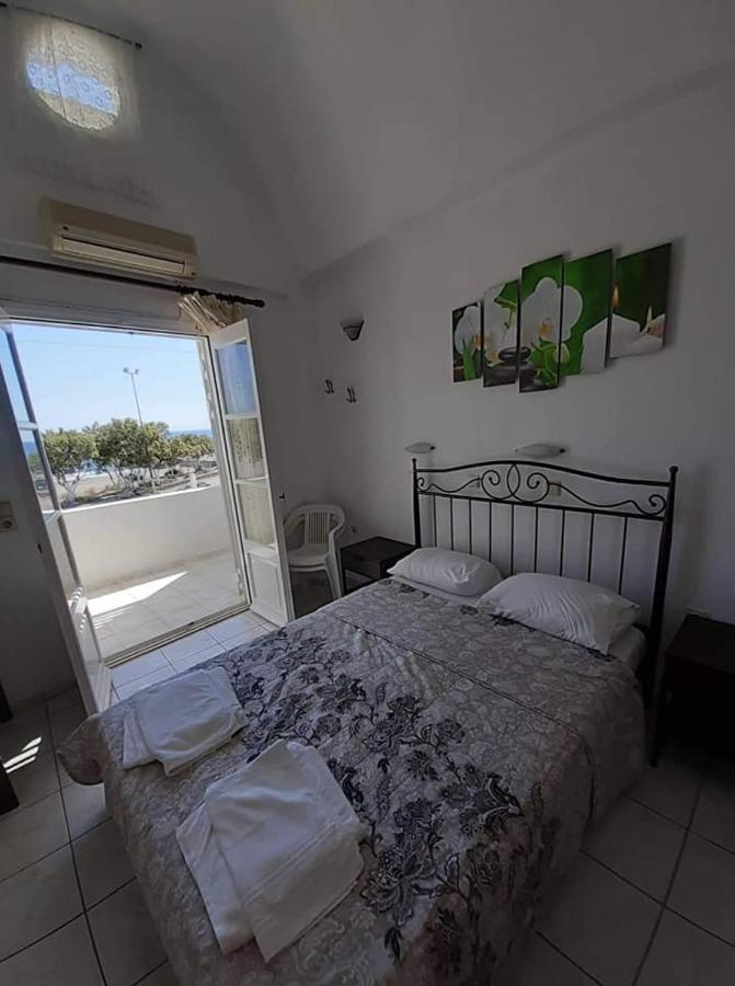 Rooms To Let Rena Монолитос Экстерьер фото
