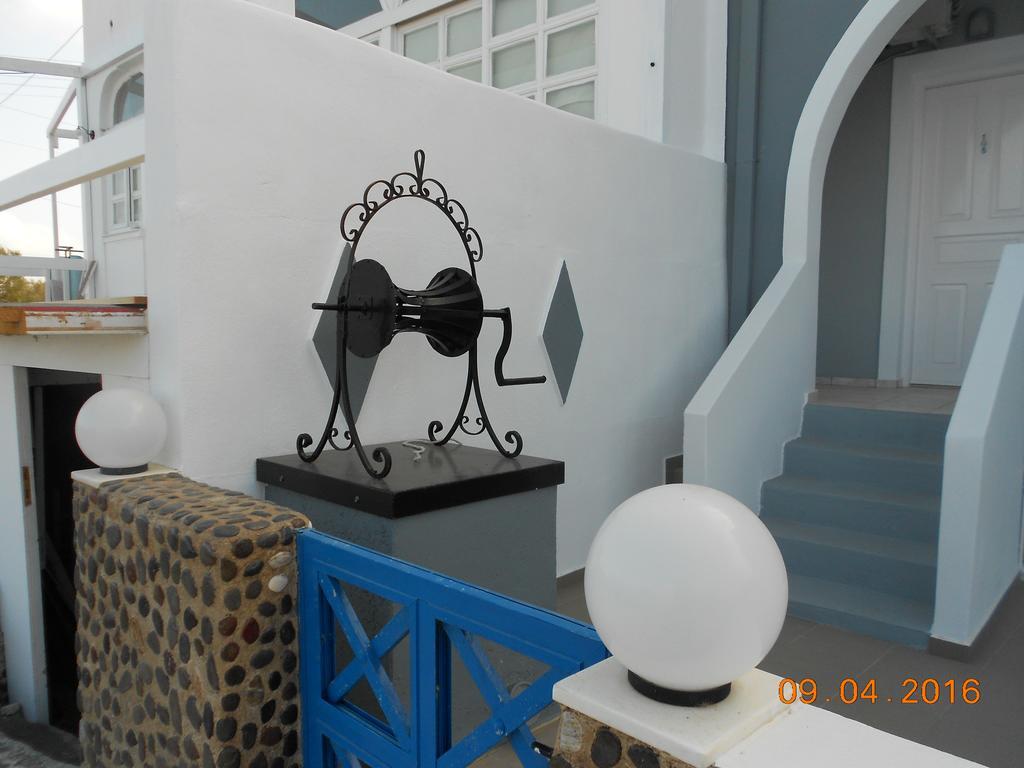Rooms To Let Rena Монолитос Экстерьер фото
