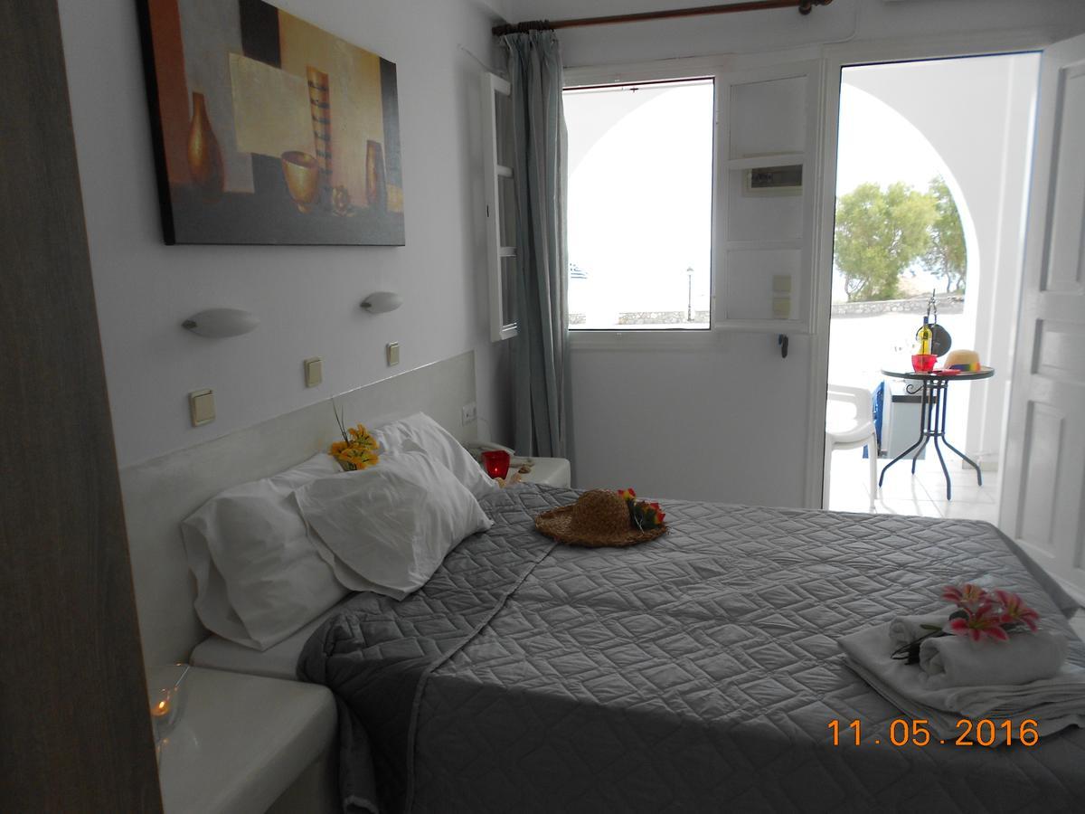 Rooms To Let Rena Монолитос Экстерьер фото