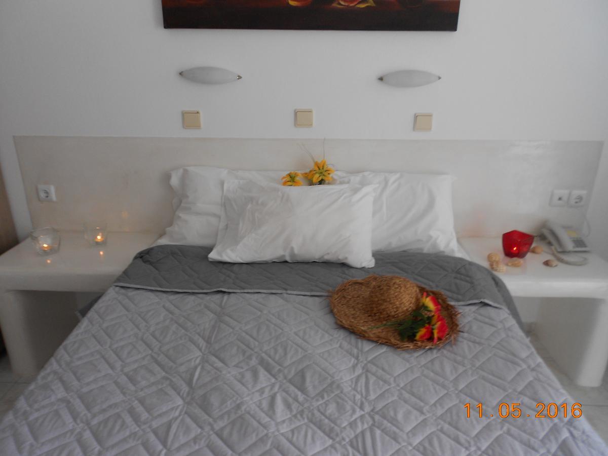 Rooms To Let Rena Монолитос Экстерьер фото